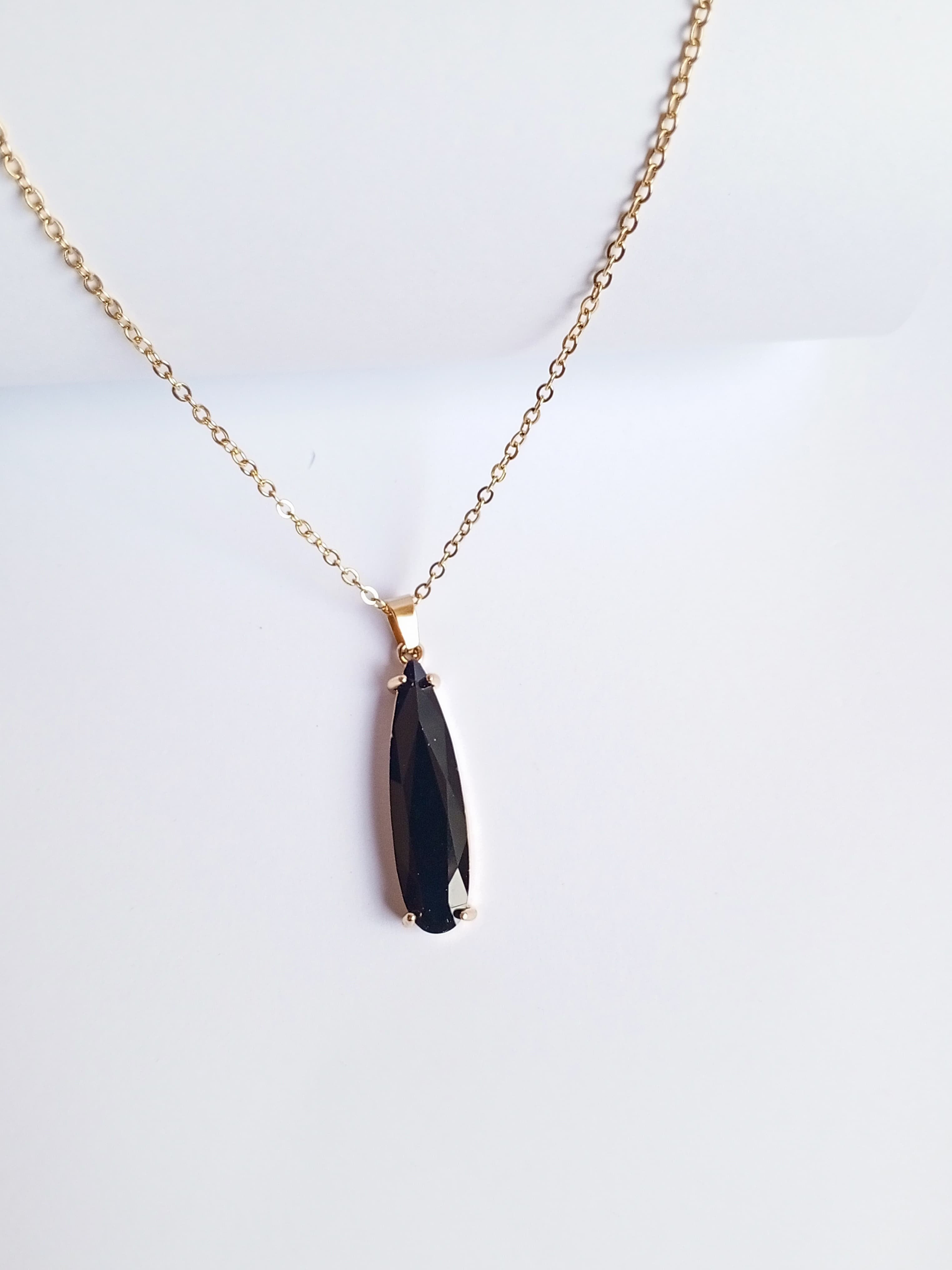 Noor Drop Pendant Necklace – By Arwaah Collections