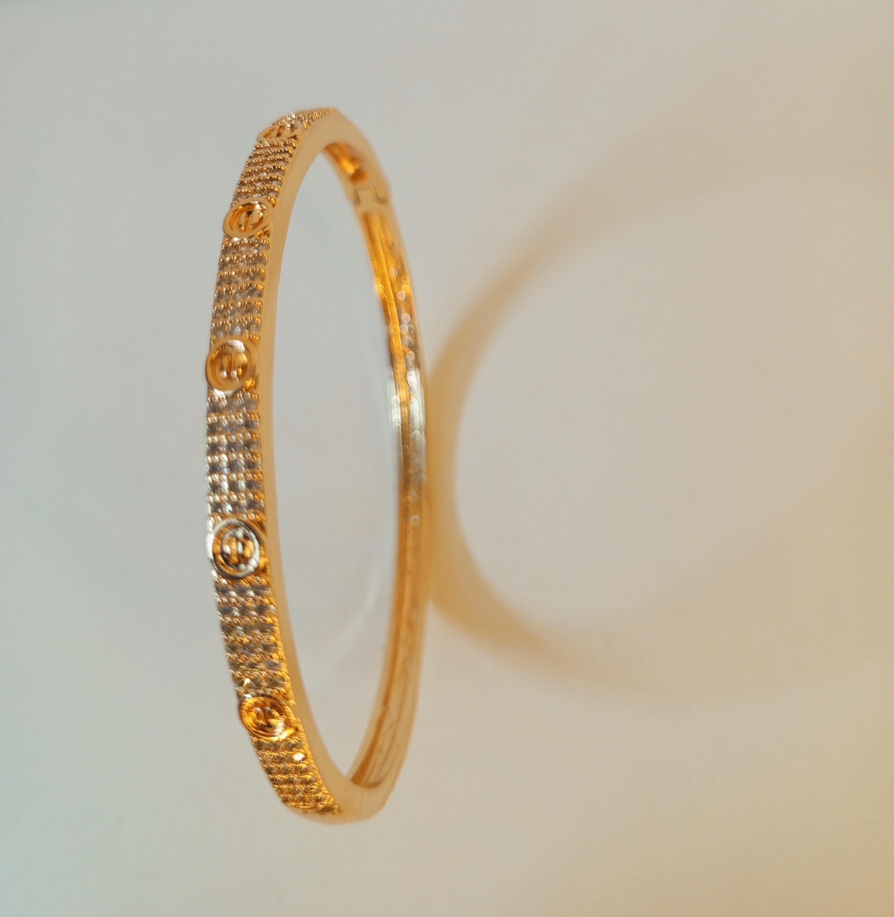 Glittering Crystal Bangle