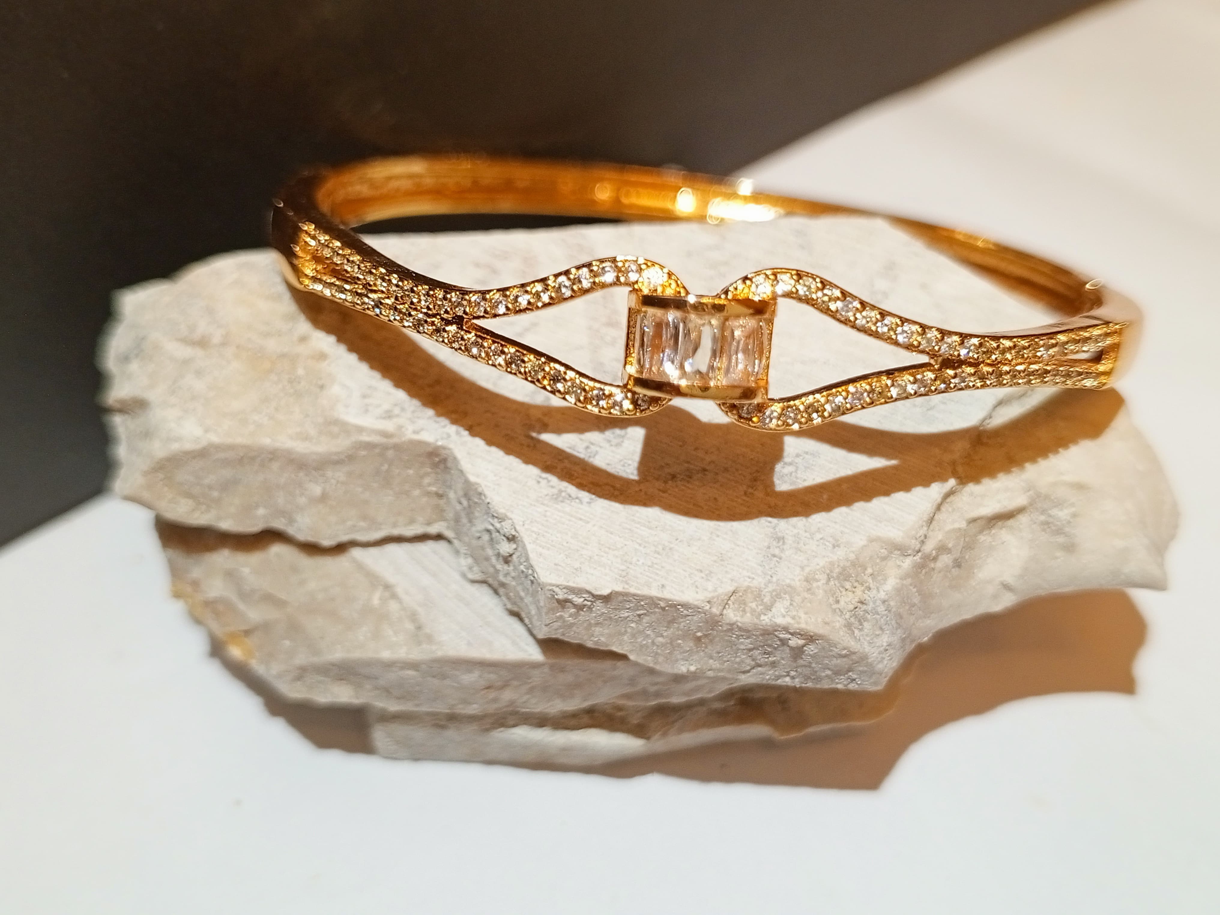 Geometric Accent Bracelet Bangle