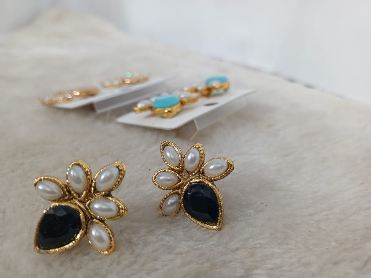 Clear Zircon & Pearl Petal Stud Earrings – ARWAAH COLLECTIONS