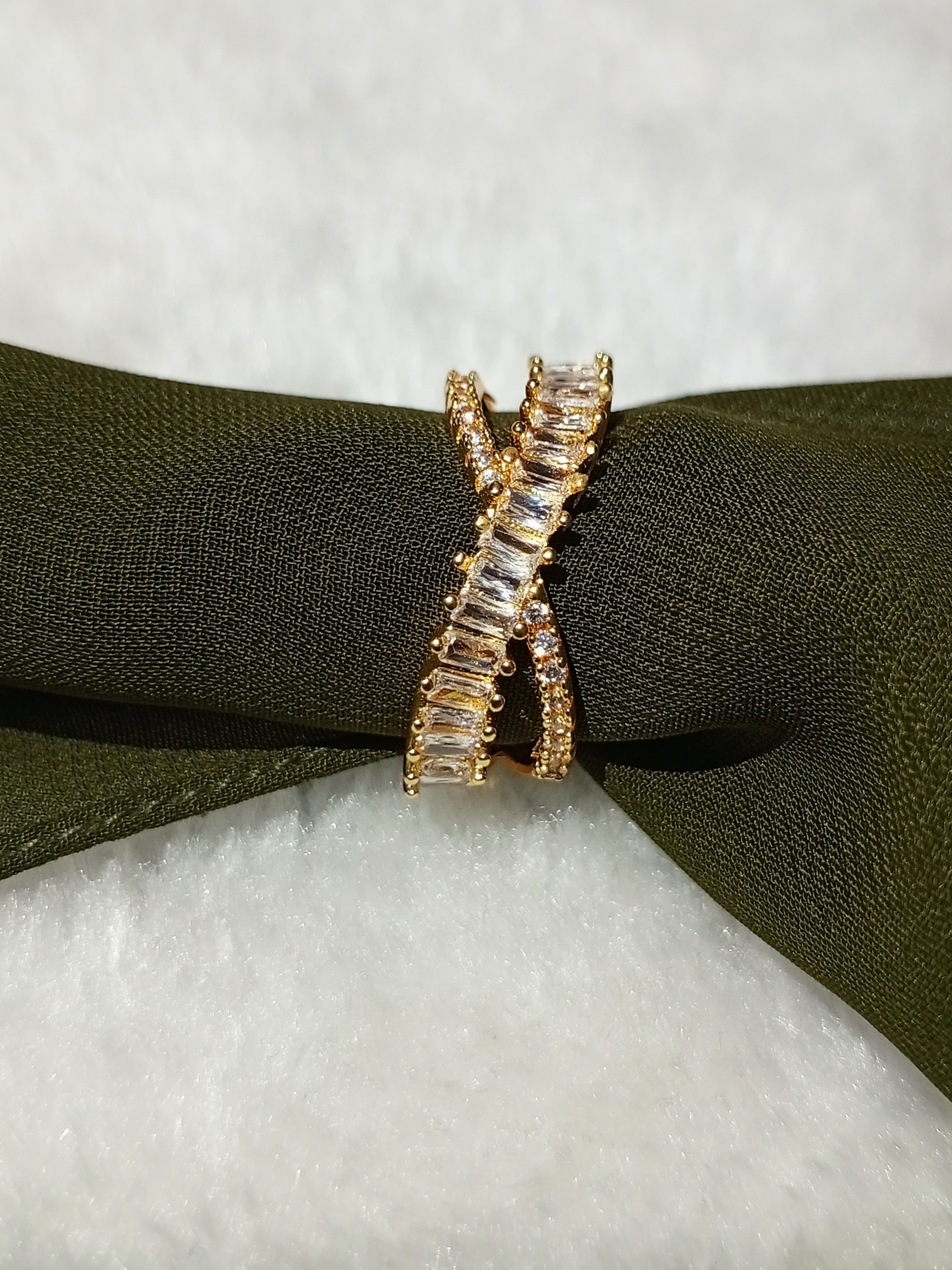Adjustable Criss-Cross Zircon Ring
