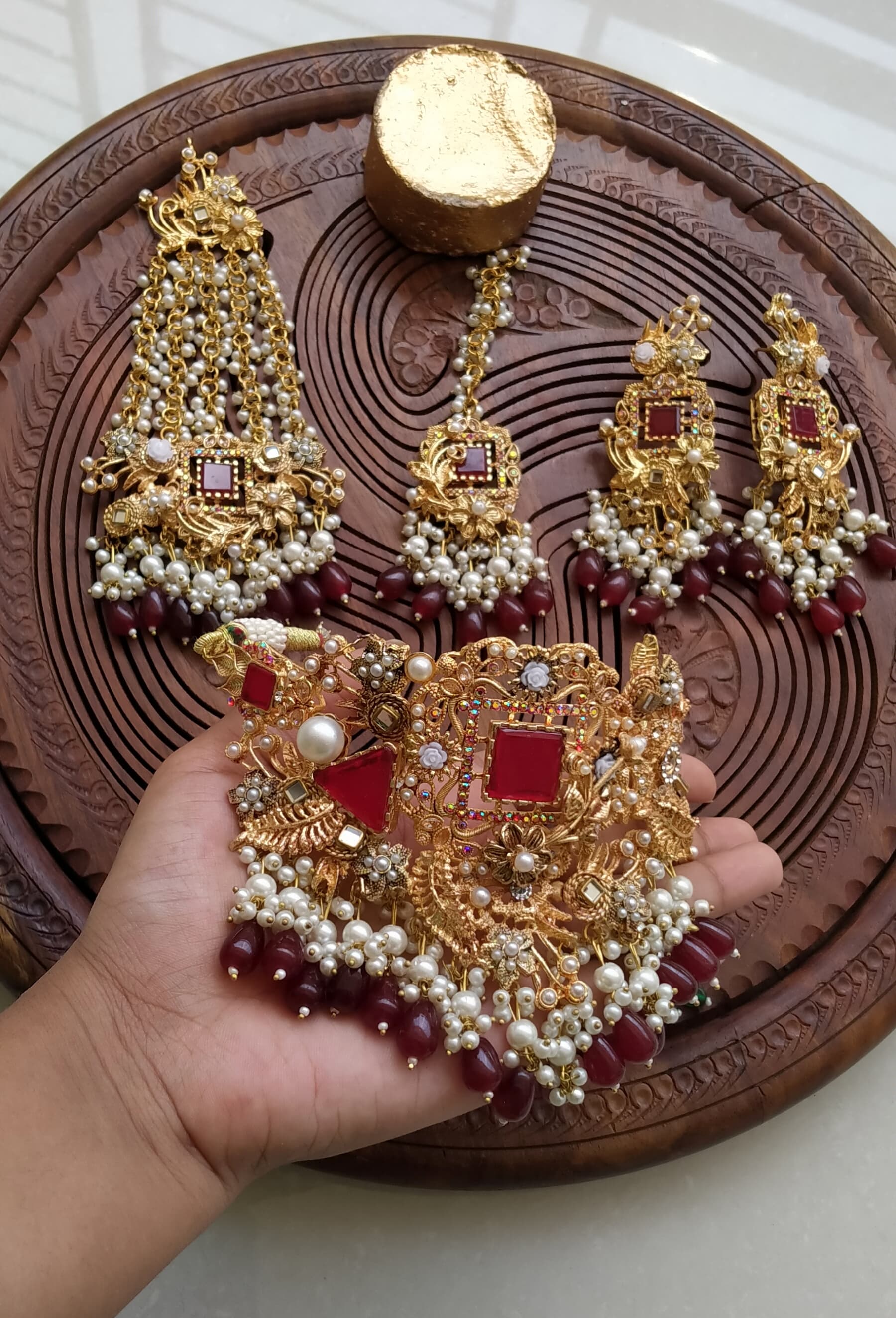 Handmade bridal chokar set with jhumar, teeka & earrings
