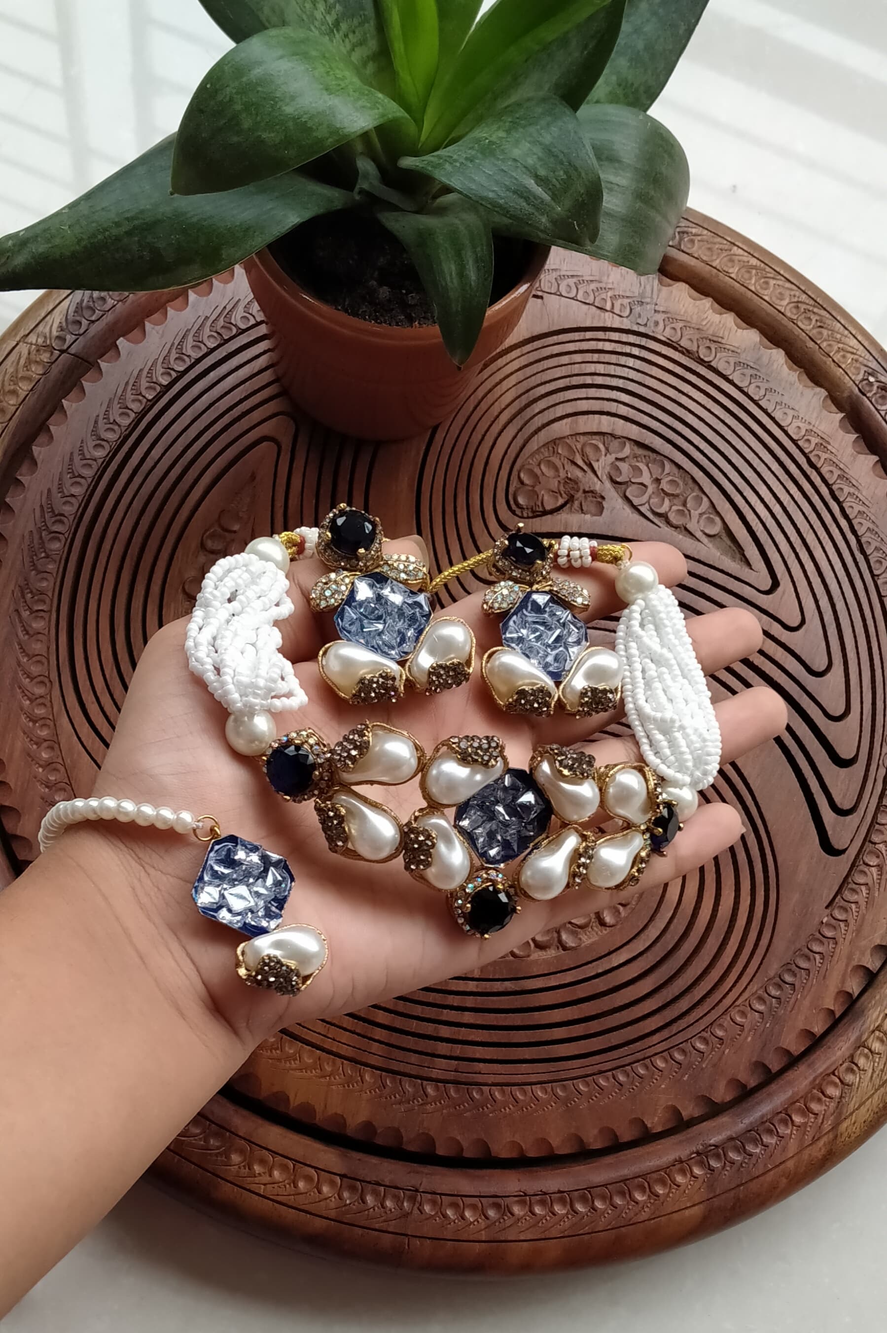 Handmade turkish work with mother pearl chokkar set