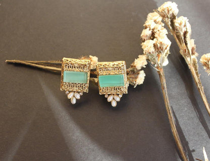 Zircon Gold-Plated Pear Earrings