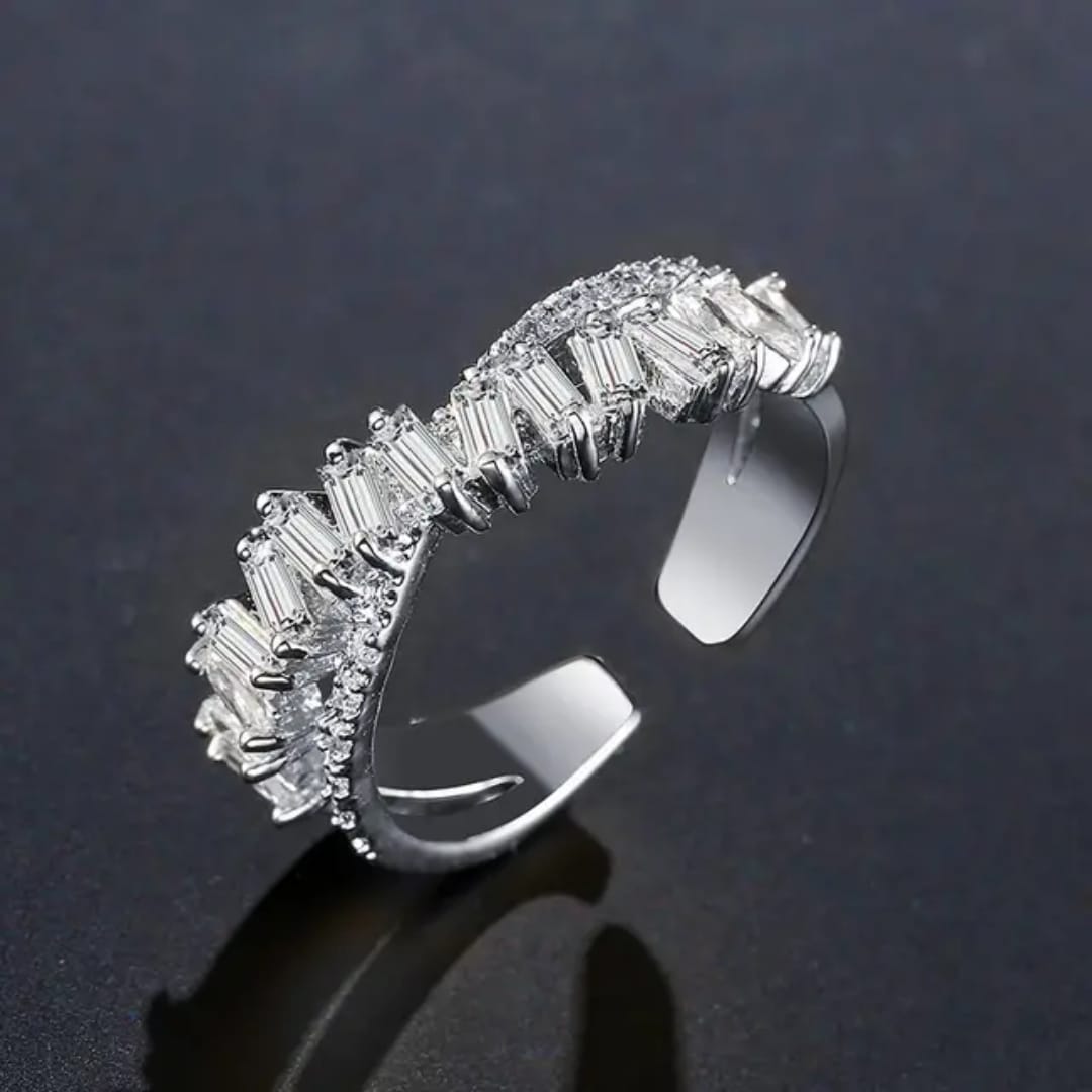 Adjustable Criss-Cross Zircon Ring
