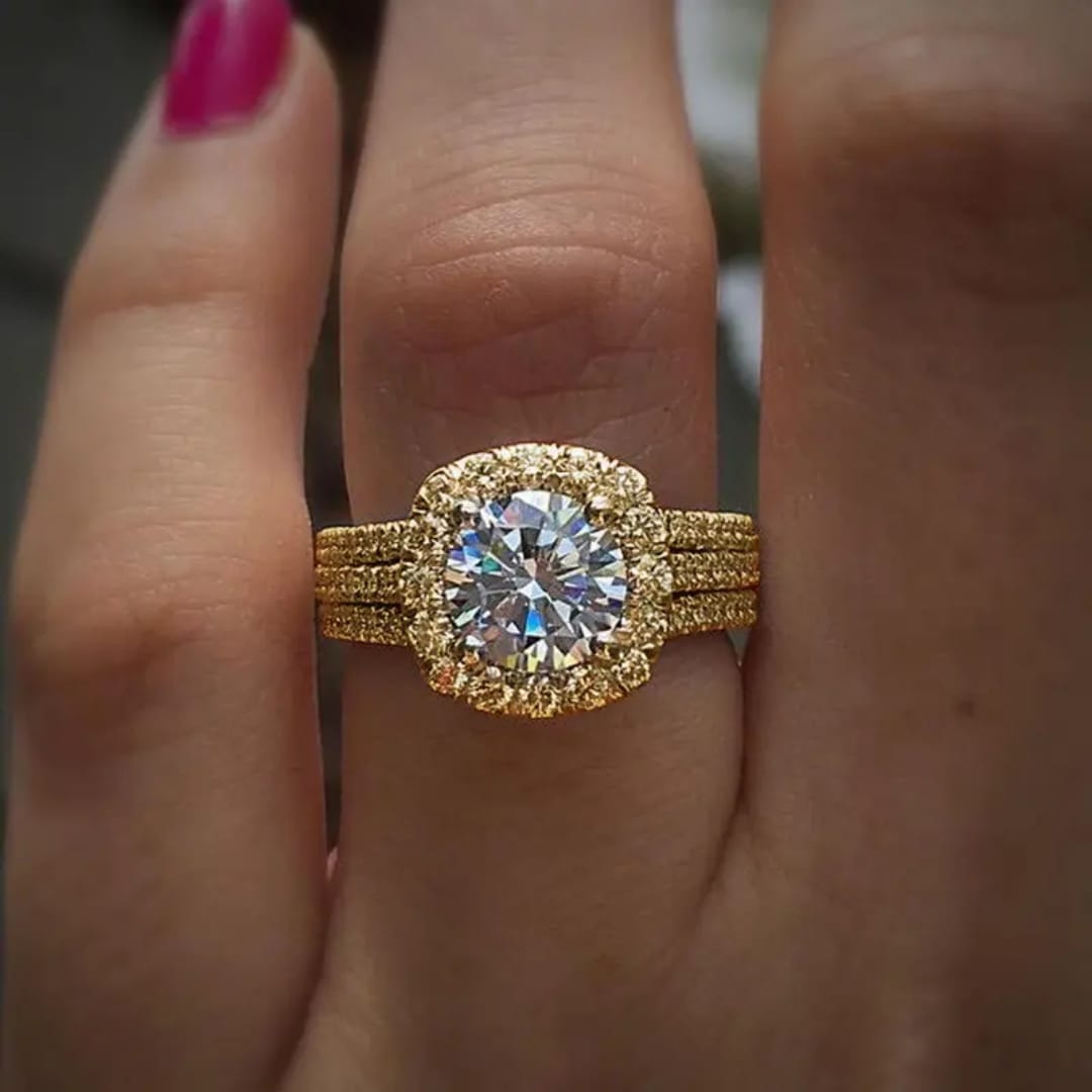 Adjustable Golden Zircon Ring