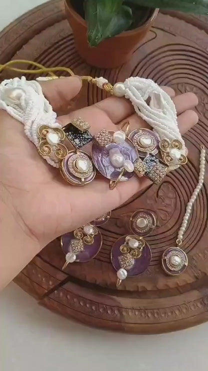Handmade Meenakari Choker Set (Mother Pearl & Teeka)